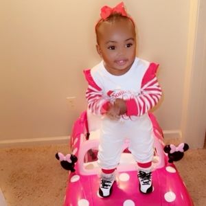 Meet your Posher, Natasha